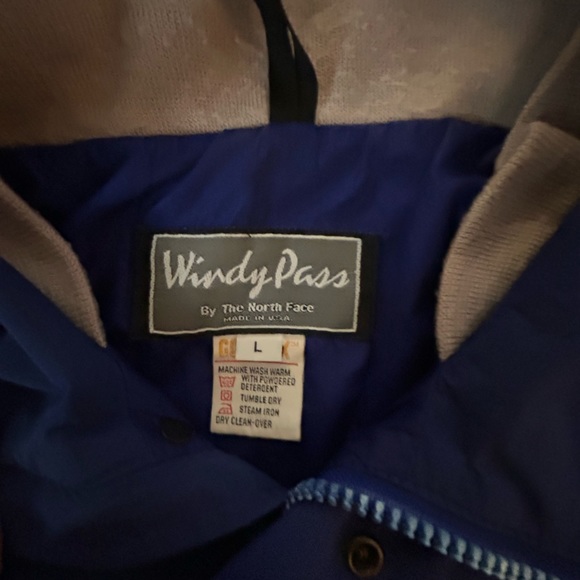 The North Face Blue Performance Jacket - Picture 3 of 5